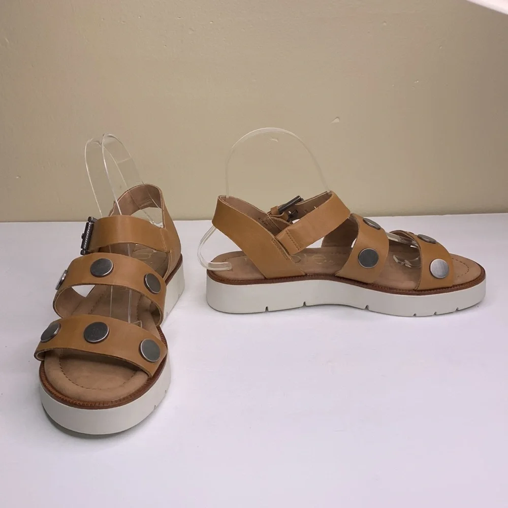 Nicole comfortable adjustable